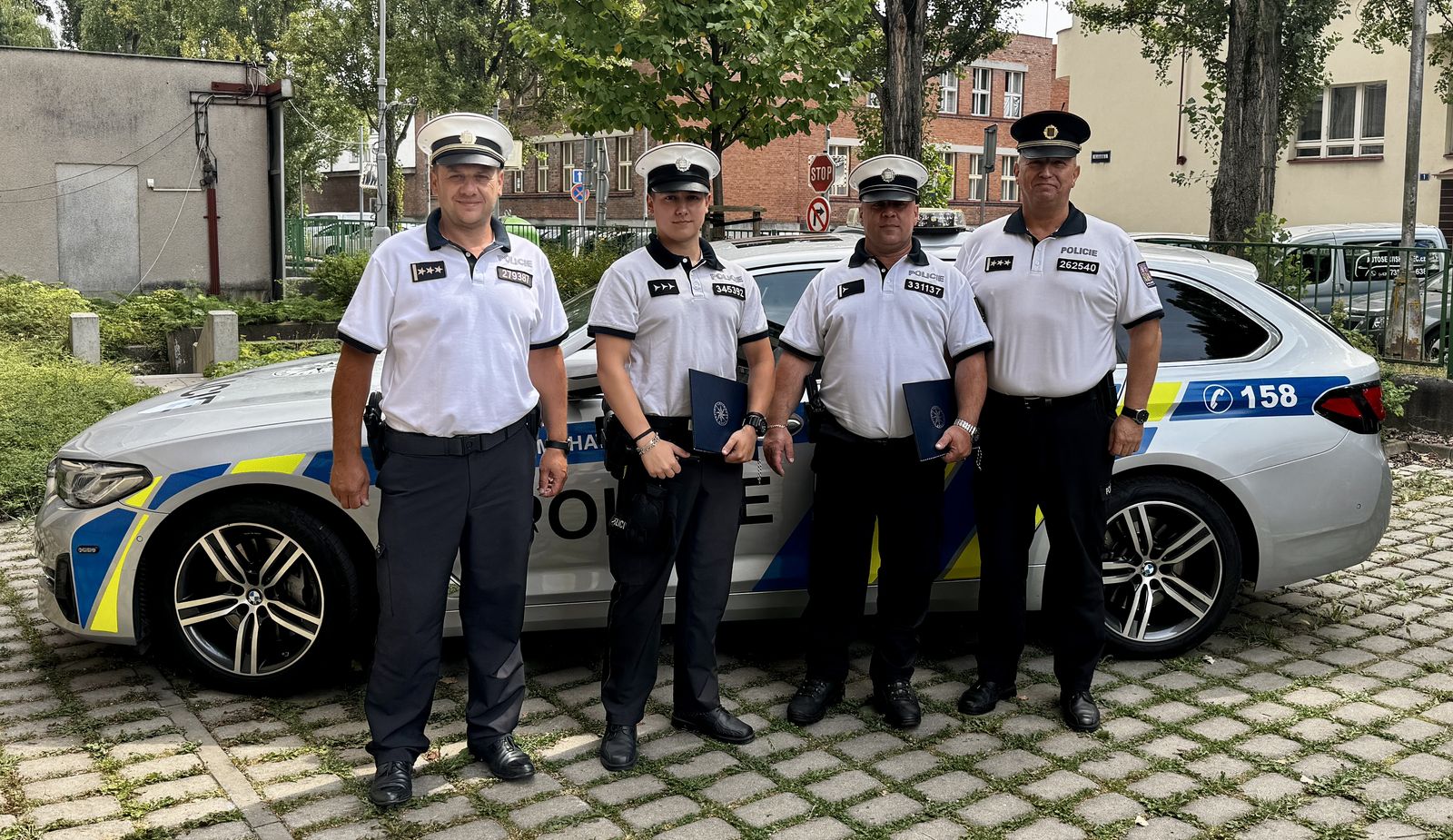 Hořičtí dálničáři zachraňovali život