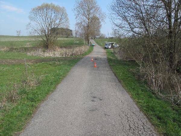 Horní planá duben cyklistka TZ 1.jpg