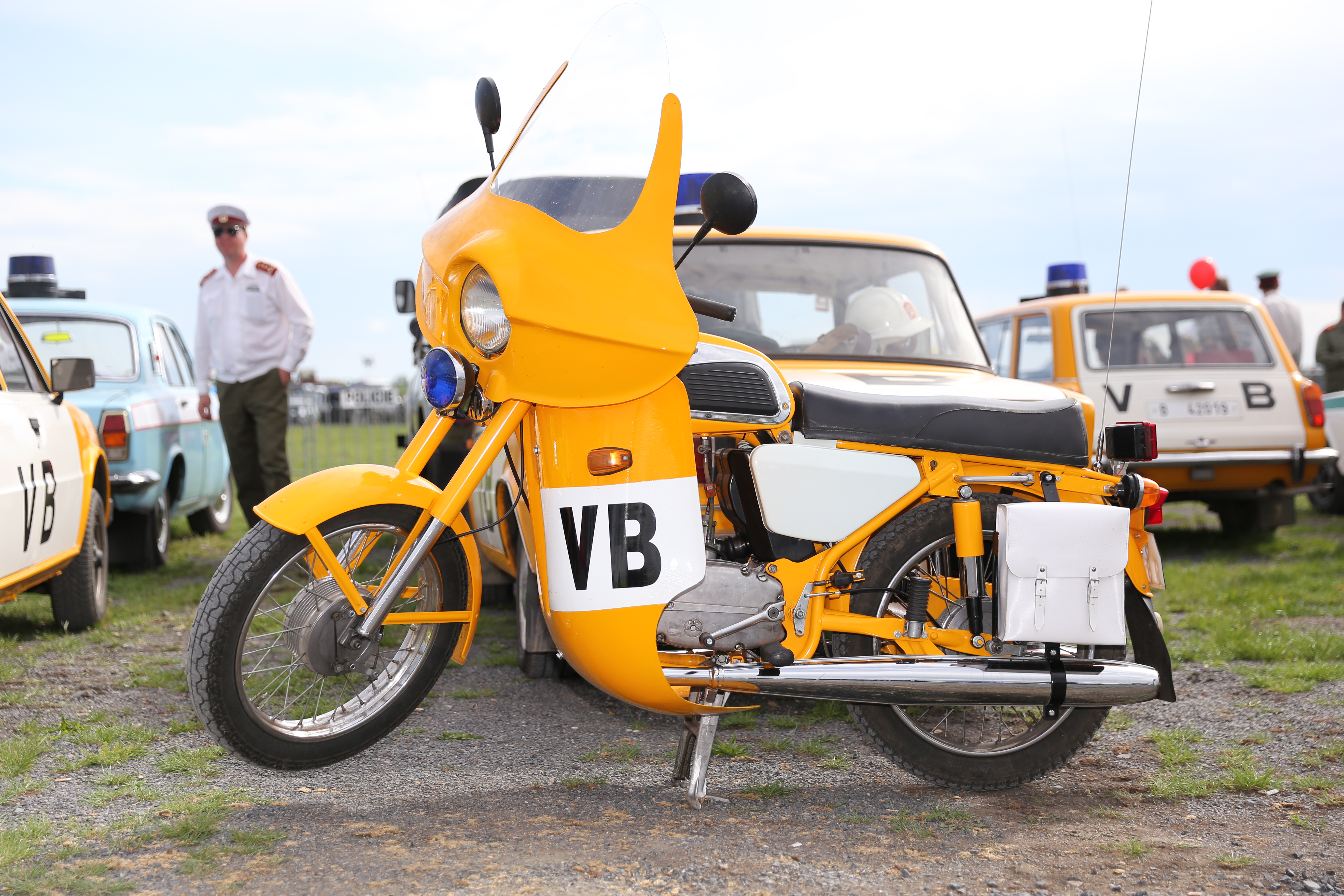 IX. DEN S POLICIÍ - 03