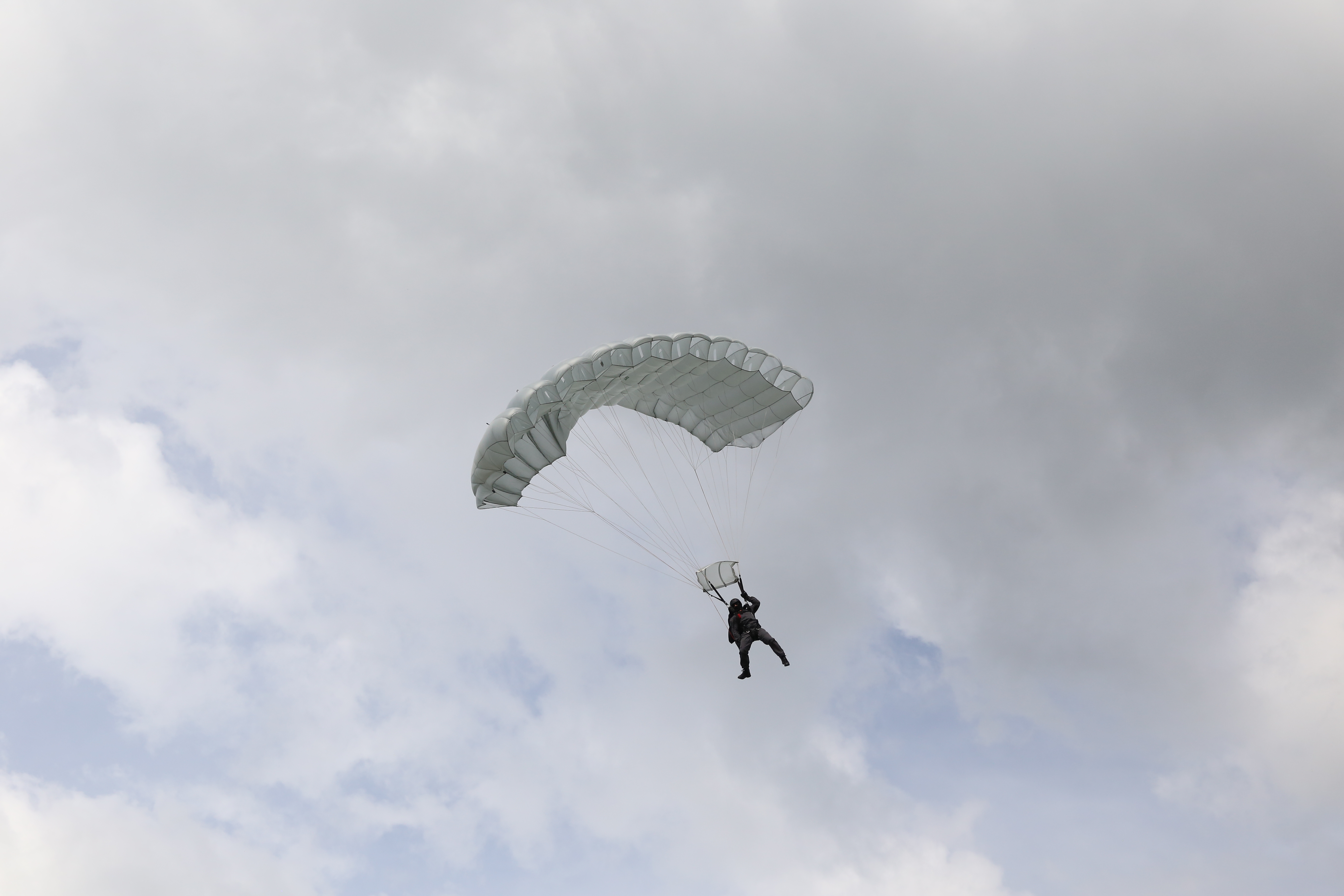 IX. DEN S POLICIÍ - 40