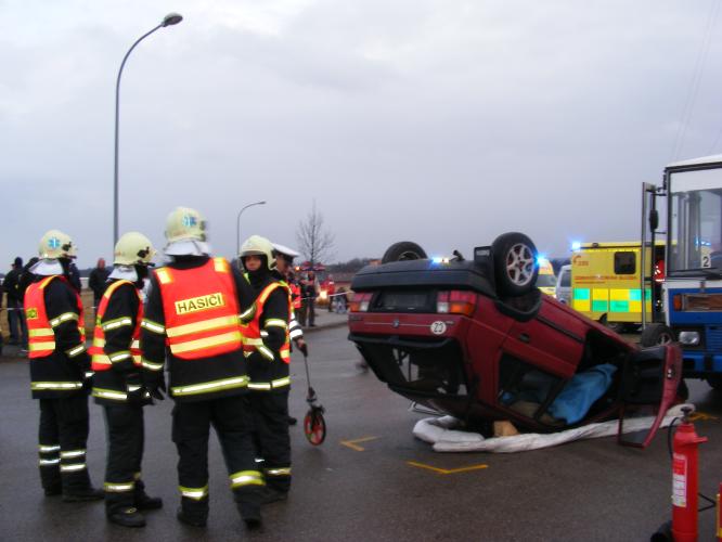 IZS Č.Velenice 24.11.2010.jpg