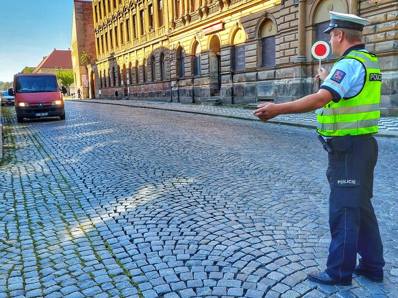 Jaroměřští dálniční policisté s preventistou v dopravě - Jaroměř-Josefov 4.8.2022