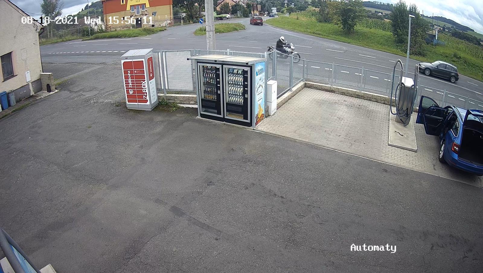 Kamerový záznam - motocykl