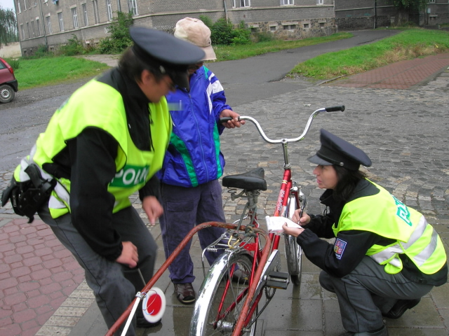 Kontrola kol a cyklistů 3