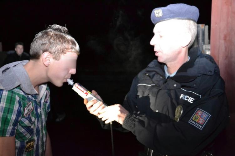 Kontrola na podávání alkoholu mládeži (6)