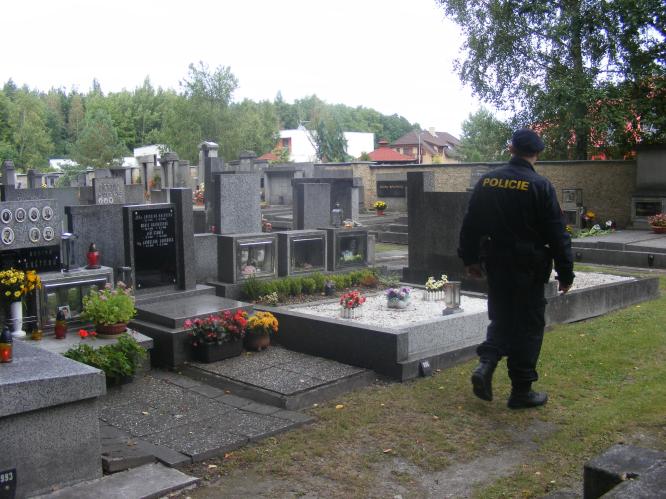 Kontrolní činnost na hřbitovech