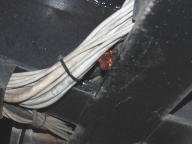 Krádež silnoproudých měděných kabelů v areálu firmy