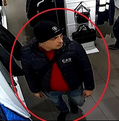 Krádež svetrů 2.jpg