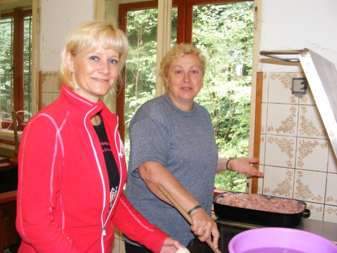 Kuchařky a učitelky v jedné osobě.jpg