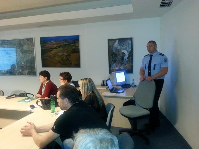 Lektoři z řad Policie ČR