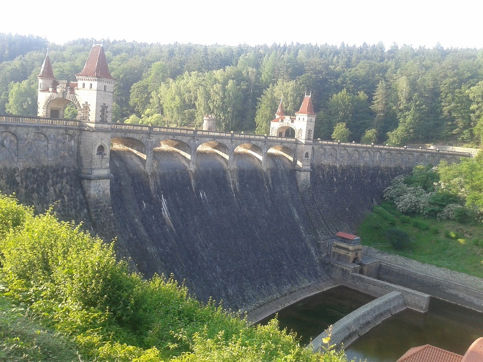 Les království