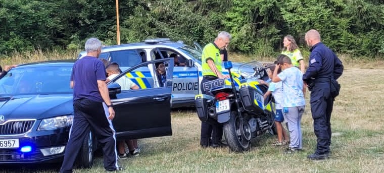 Letní tábory s policisty