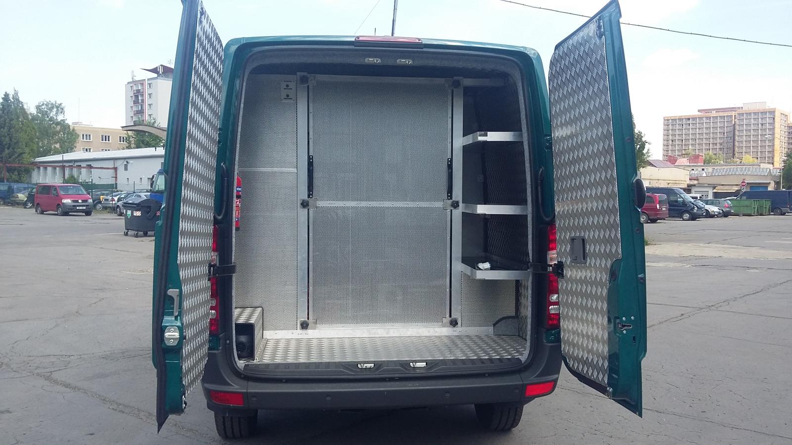 MB Sprinter 02.jpg
