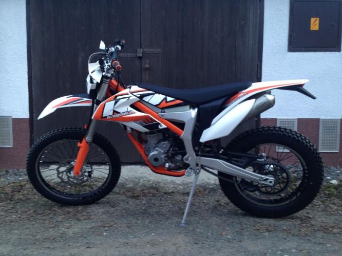 MOTO 1