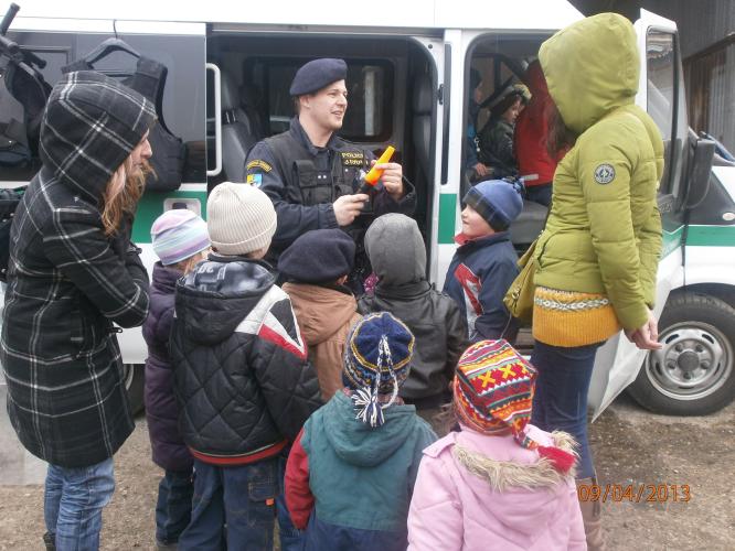MŠ navštívila policejní složky