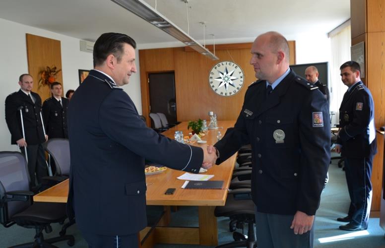 Medaile  „Za statečnost" 2.JPG