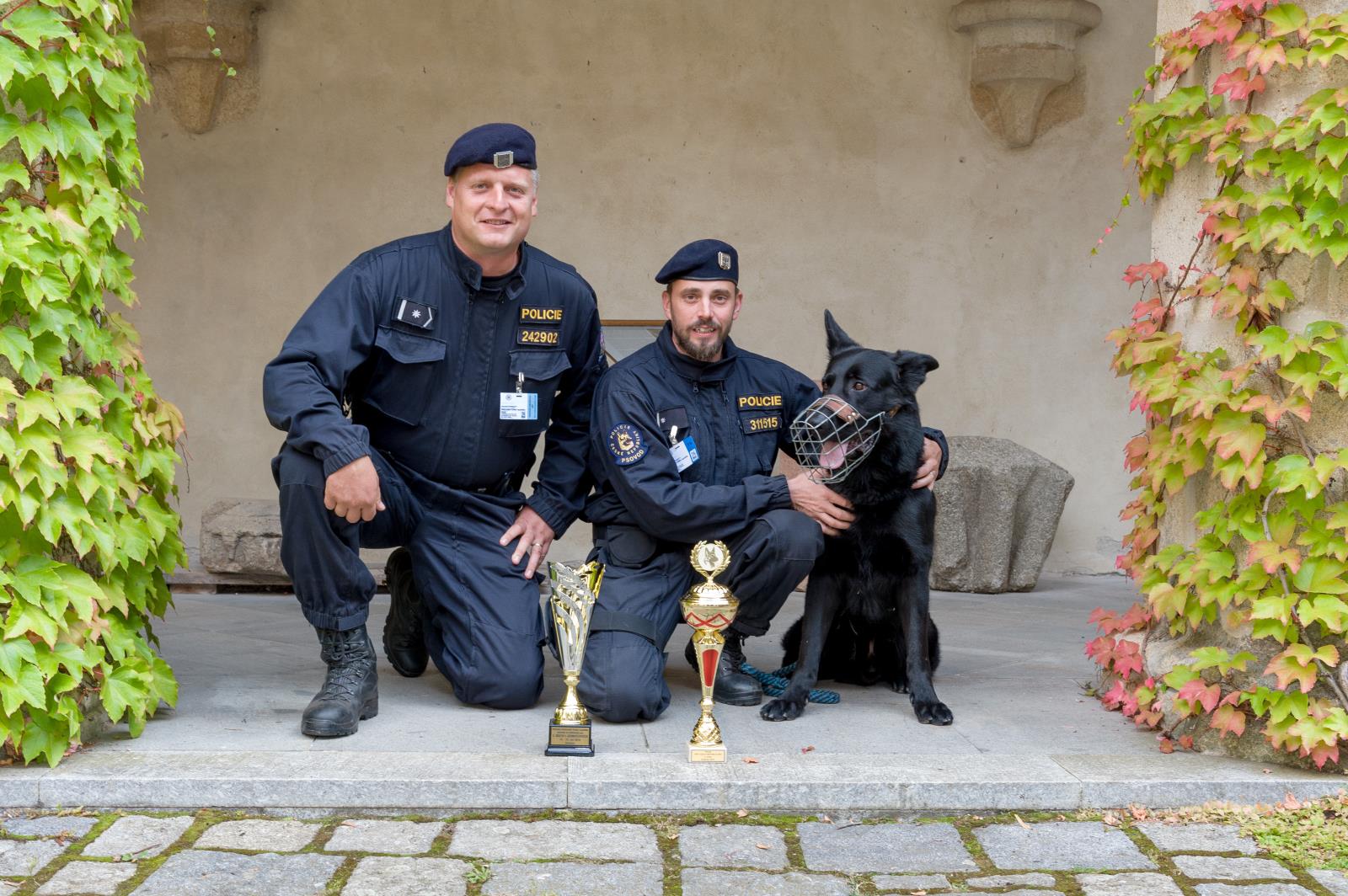 Mistrovství PČR psovodů se služebními psy (23)