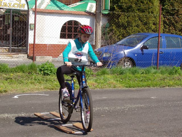Mladý cykllista -jízda zručnosti 5