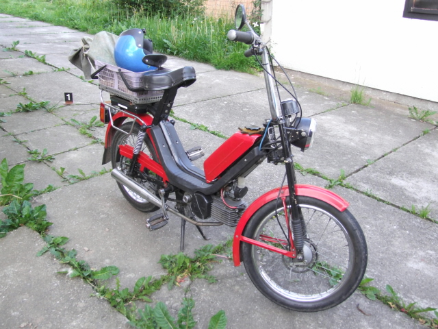Moped1
