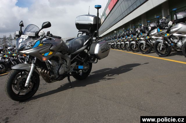 Motocykl PČR 10