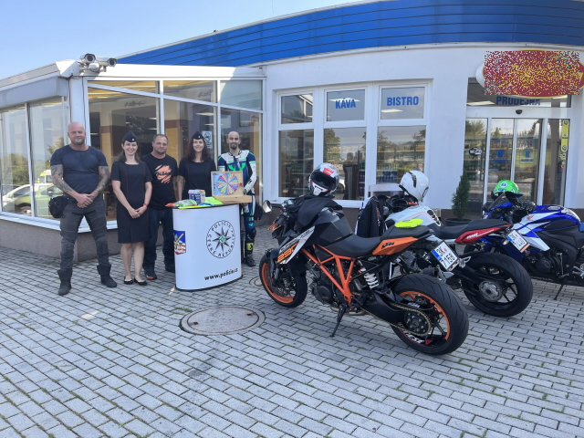 Motocyklisté