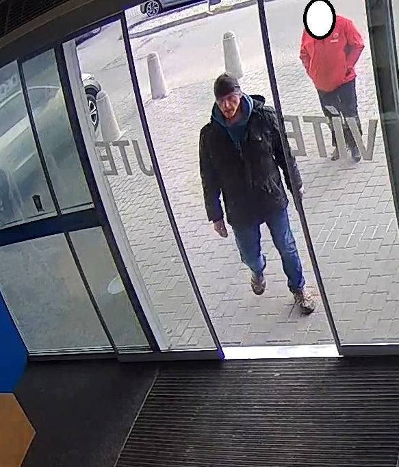 Muž v OD Globus 2.png