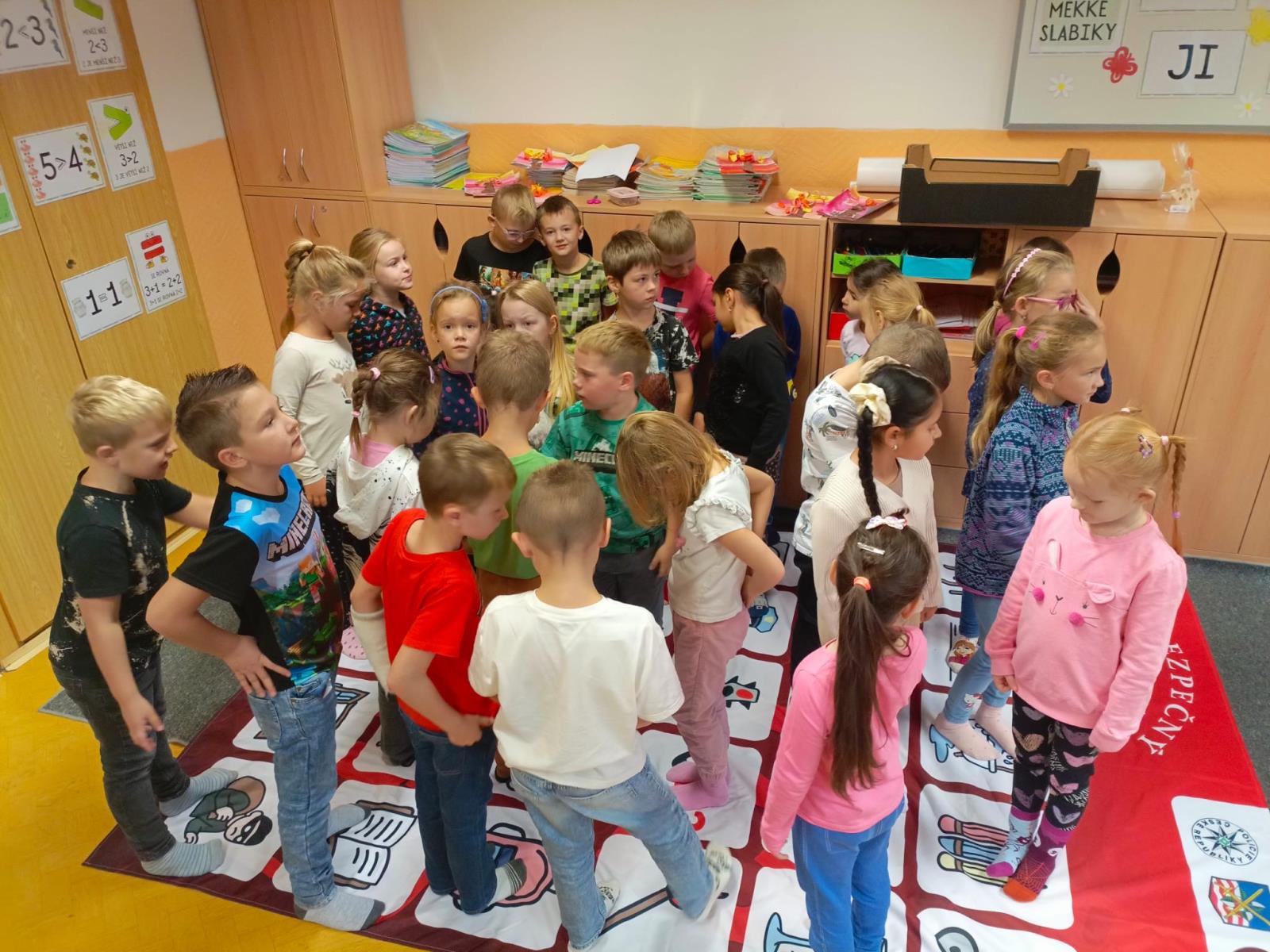 NE-BEZPEČNÝ SVĚT KOLEM NÁS