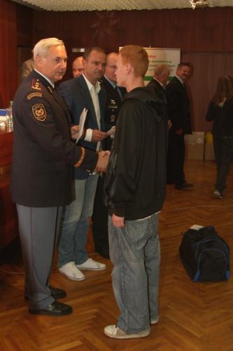 Nadace 08 - předávání