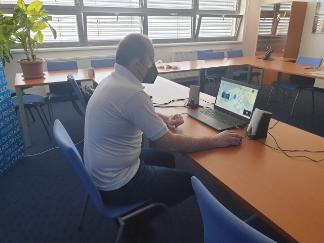 Navštívili jsme studenty "online"
