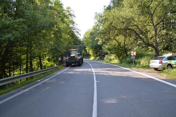 Nehoda cyklista s traktorem