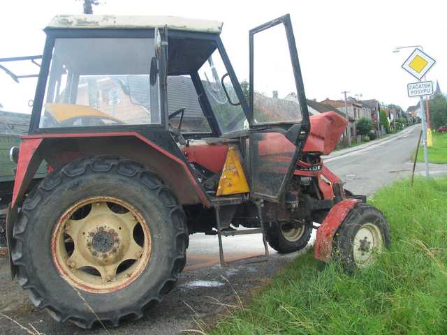 Nehoda - železnice Dohalice - foto č. 3.jpg