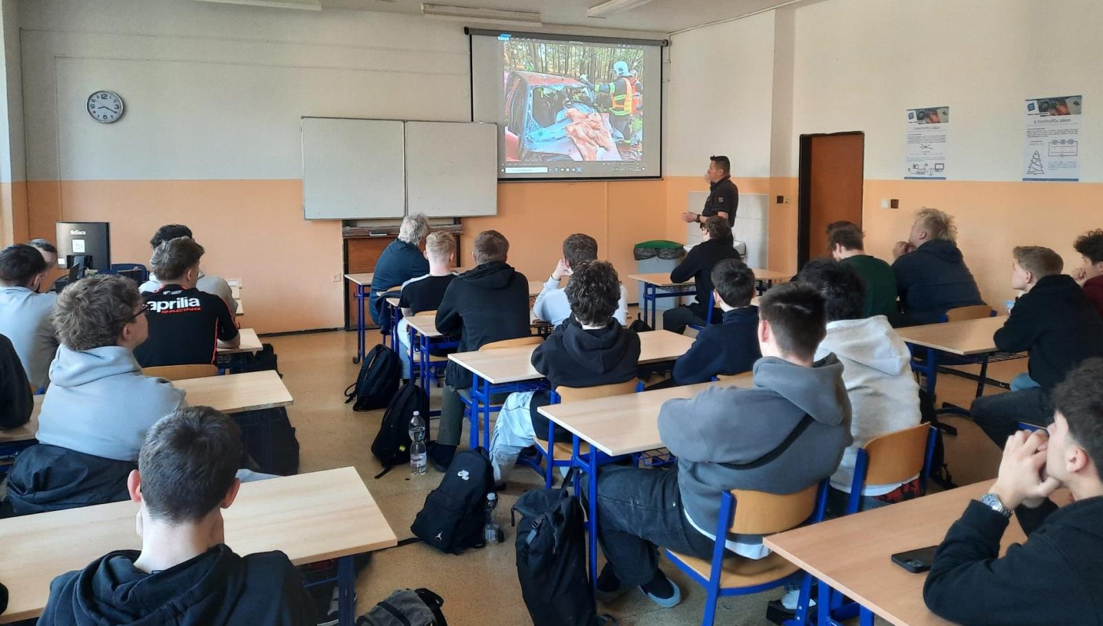 Nultá hodina autoškoly