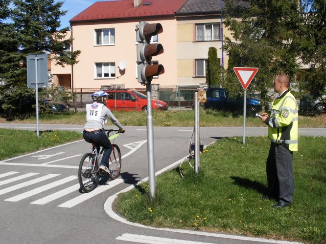 Oblastní kolo soutěže Mladý cyklista J.Hradec.JPG