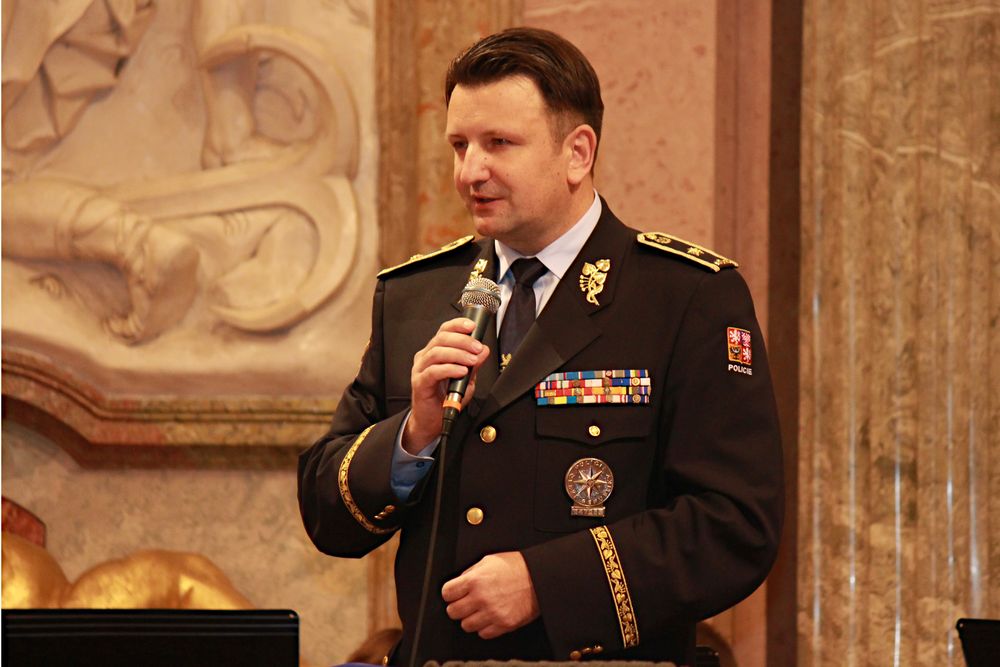 Oceňování nejlepších policistů a občanských zaměstnanců krajského ředitelství 