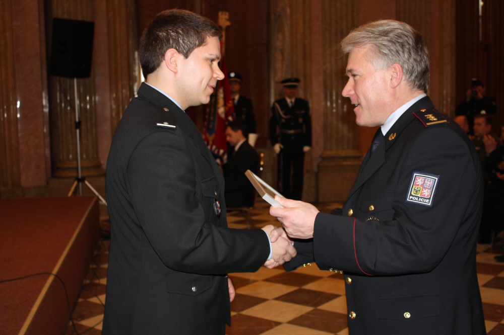 Oceňování nejlepších policistů a občanských zaměstnanců krajského ředitelství 