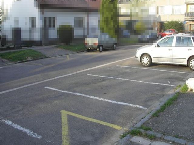 Odcizení vozu - Fričova ulice