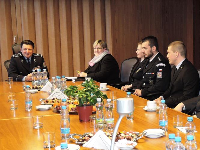 Odznak za službu v zahraničí 4