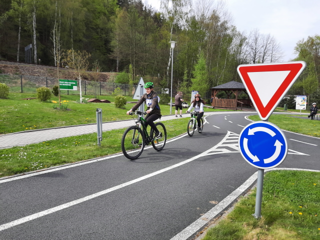 Okresní kolo dopravní soutěže Mladý cyklista KV 2022