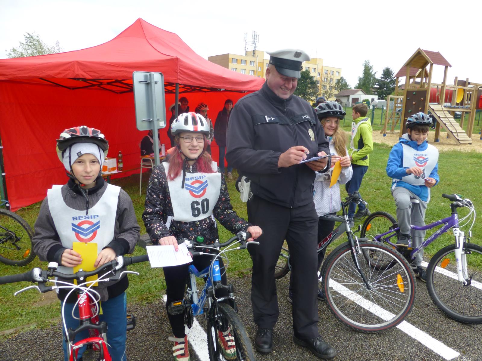 Okresní kolo soutěže " mladých cyklistů" ve Studené