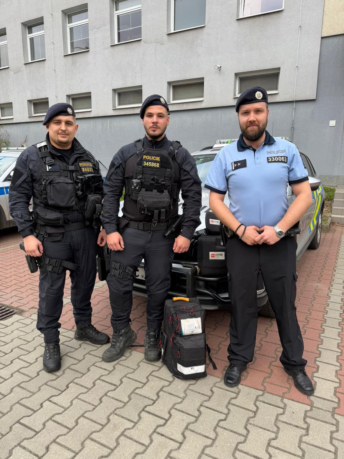 Orlovští policisté.jpg