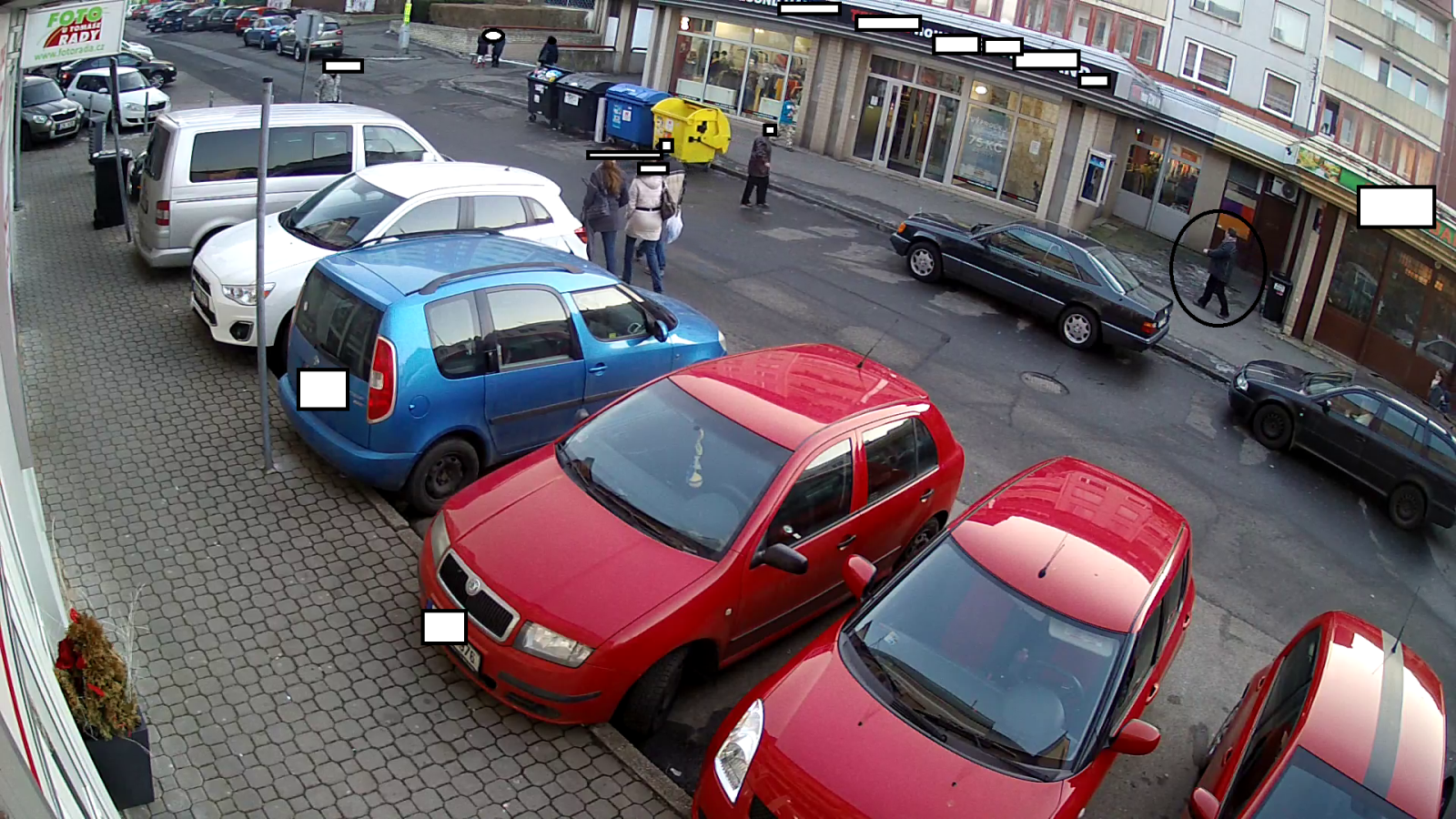 Osoba, která může informacemi přispět k objasnění případu