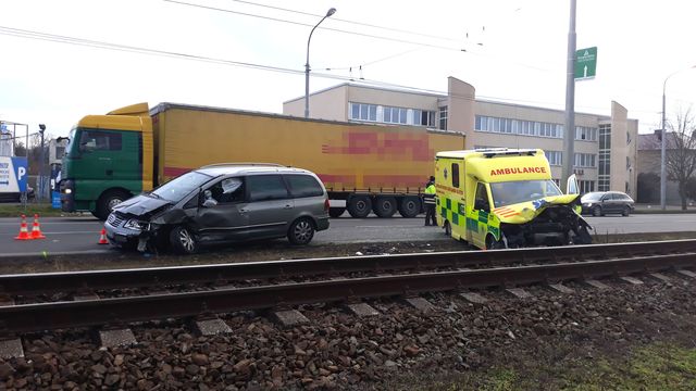 Otrokovice dopravní nehoda.jpg