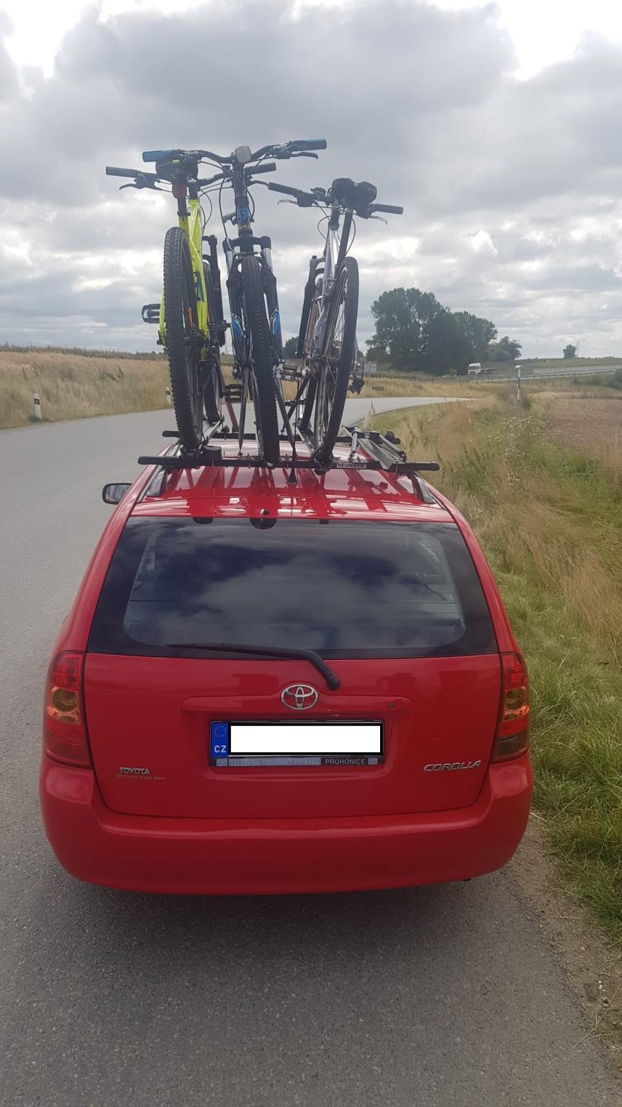 Pád jízdního kola ze střechy OA 3.