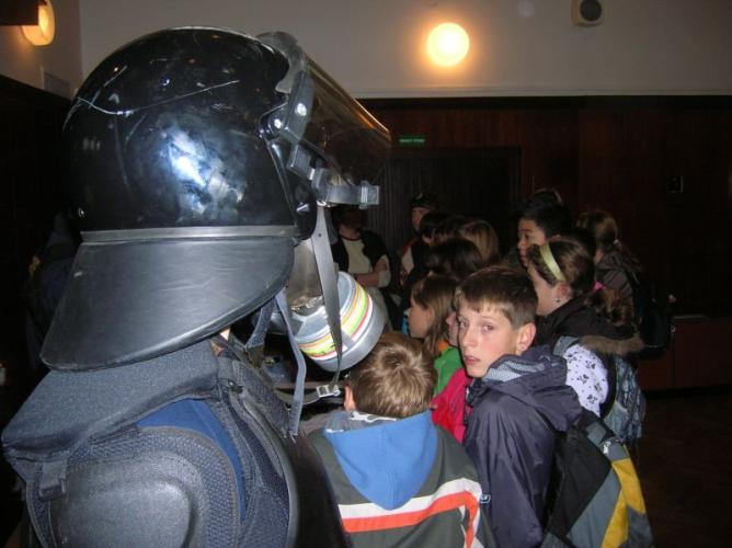 Pod dohledem.jpg