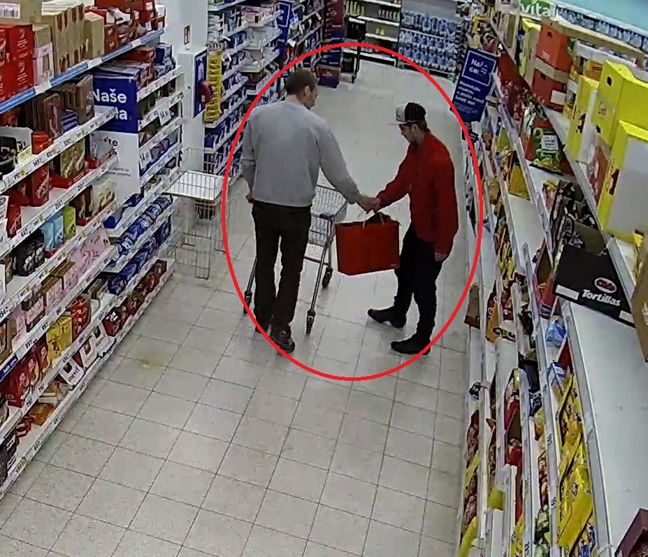 Podezřelí muži