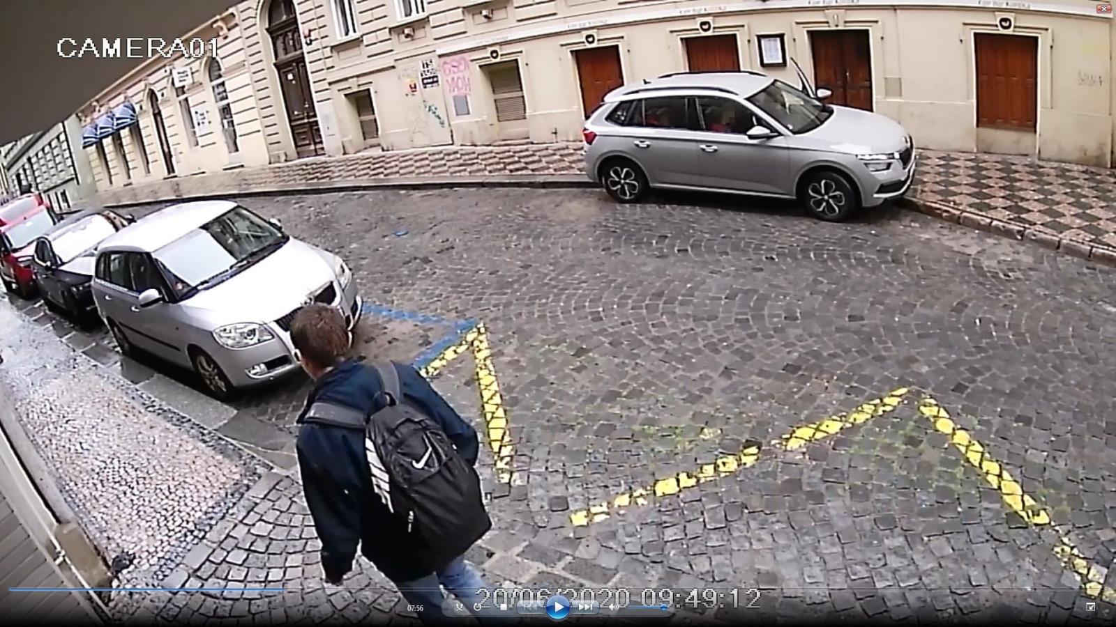 Podezřelý muž II..jpg