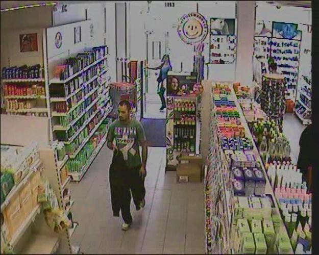 Podezřelý muž - foto č. 1