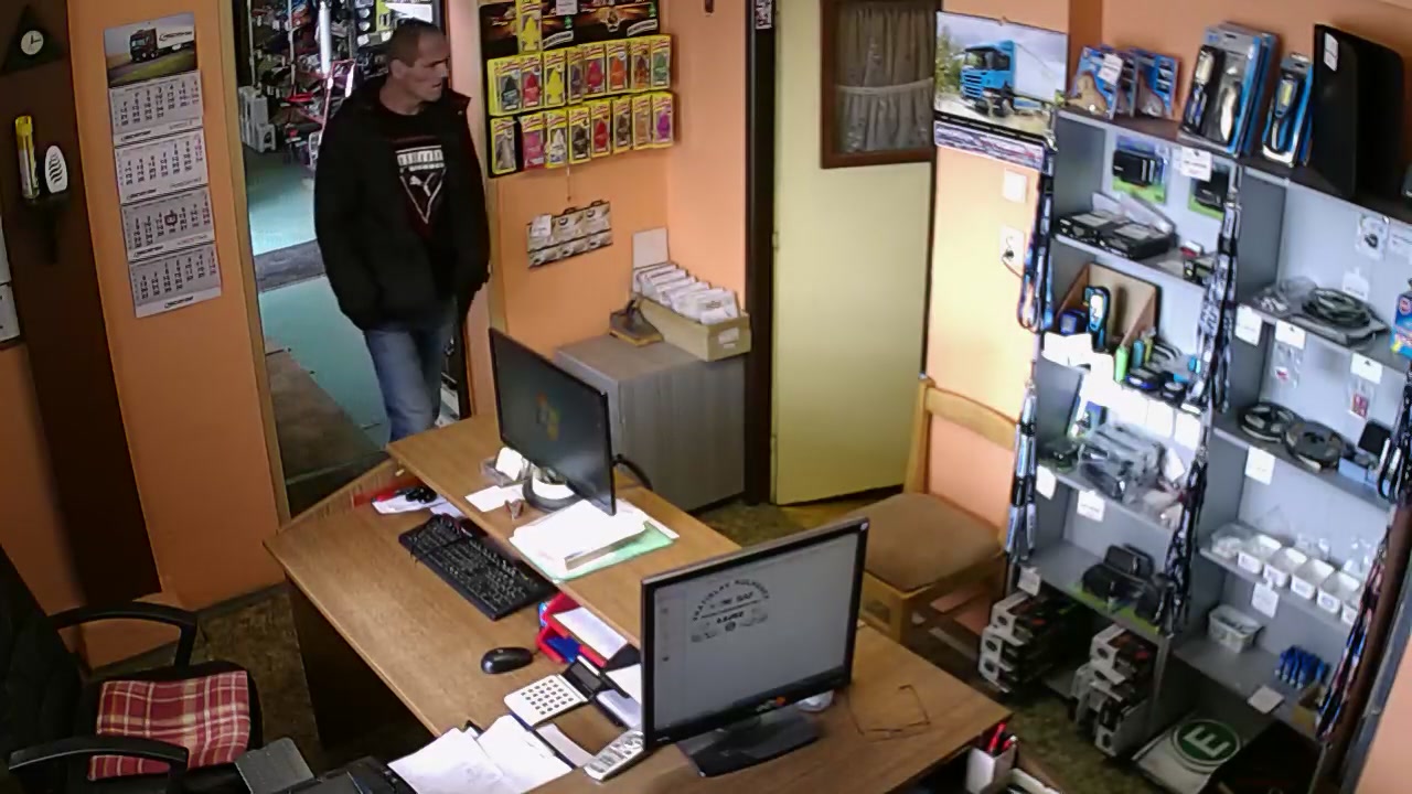 Podezřelý pachatel z krádeže