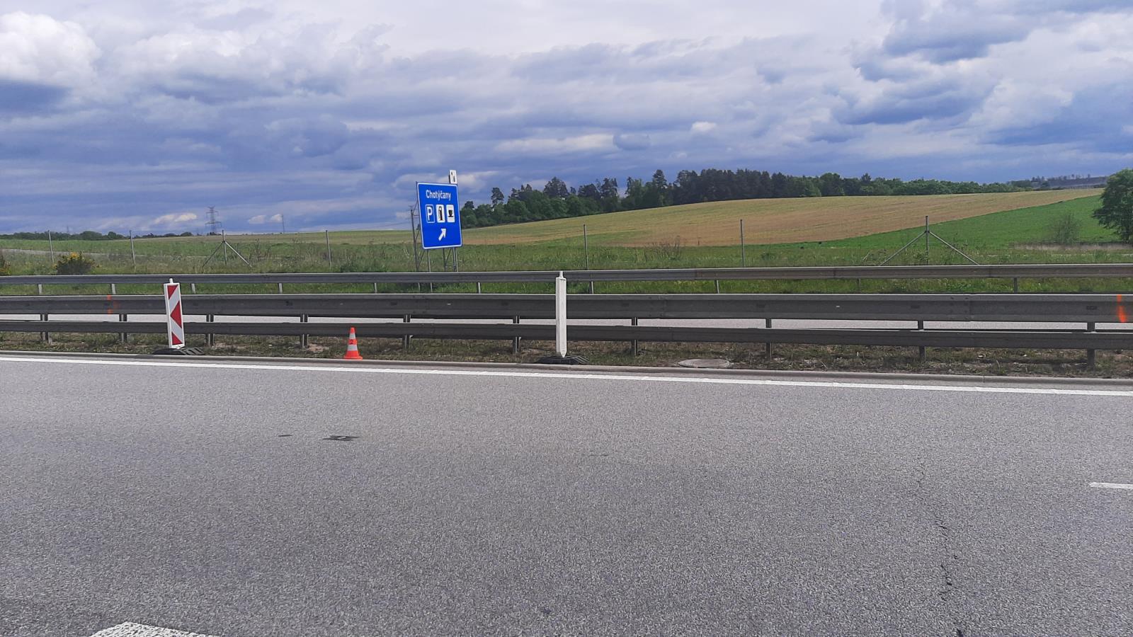 Pohled na místo DN na dálnici D3 u Chotýčan.jpg