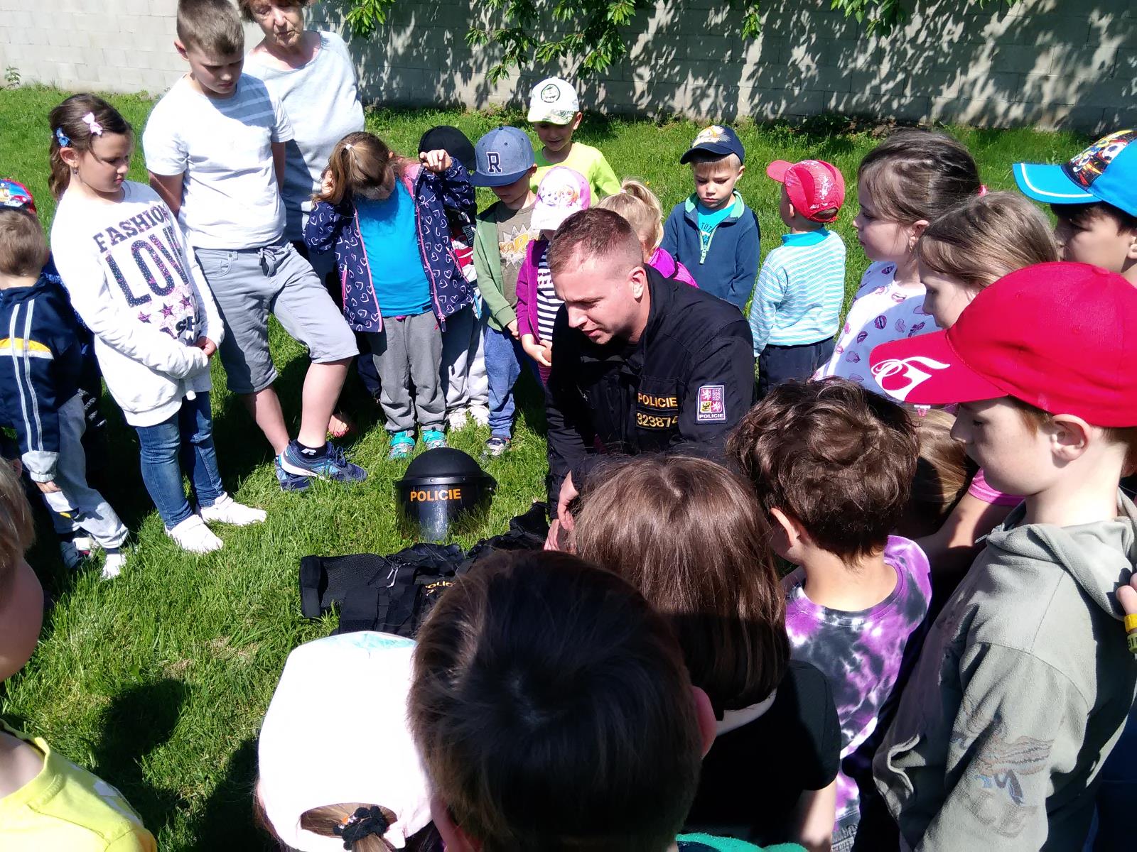 Policejní besedy s preventivní tématikou